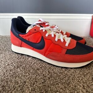 🚨 PRICE REDUCED 🚨NWT Nike Challenger OG sneakers